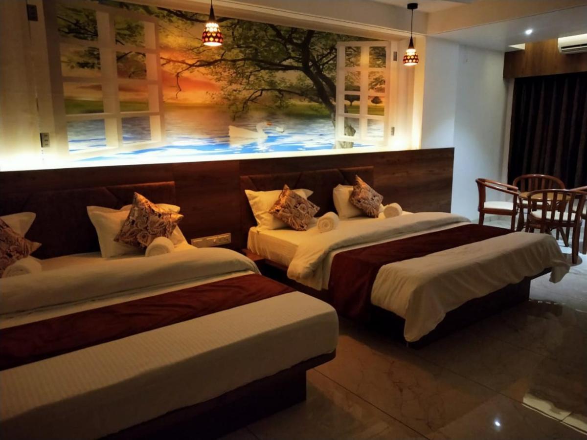 Hotel The Grand Piano - Best Business Hotel In Patan Buitenkant foto